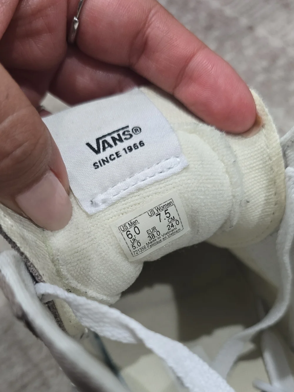 Vans Sk8-Hi Suede High-Top Sneakers Taupe & White, Mens 6 Womens 7.5 Barely Used